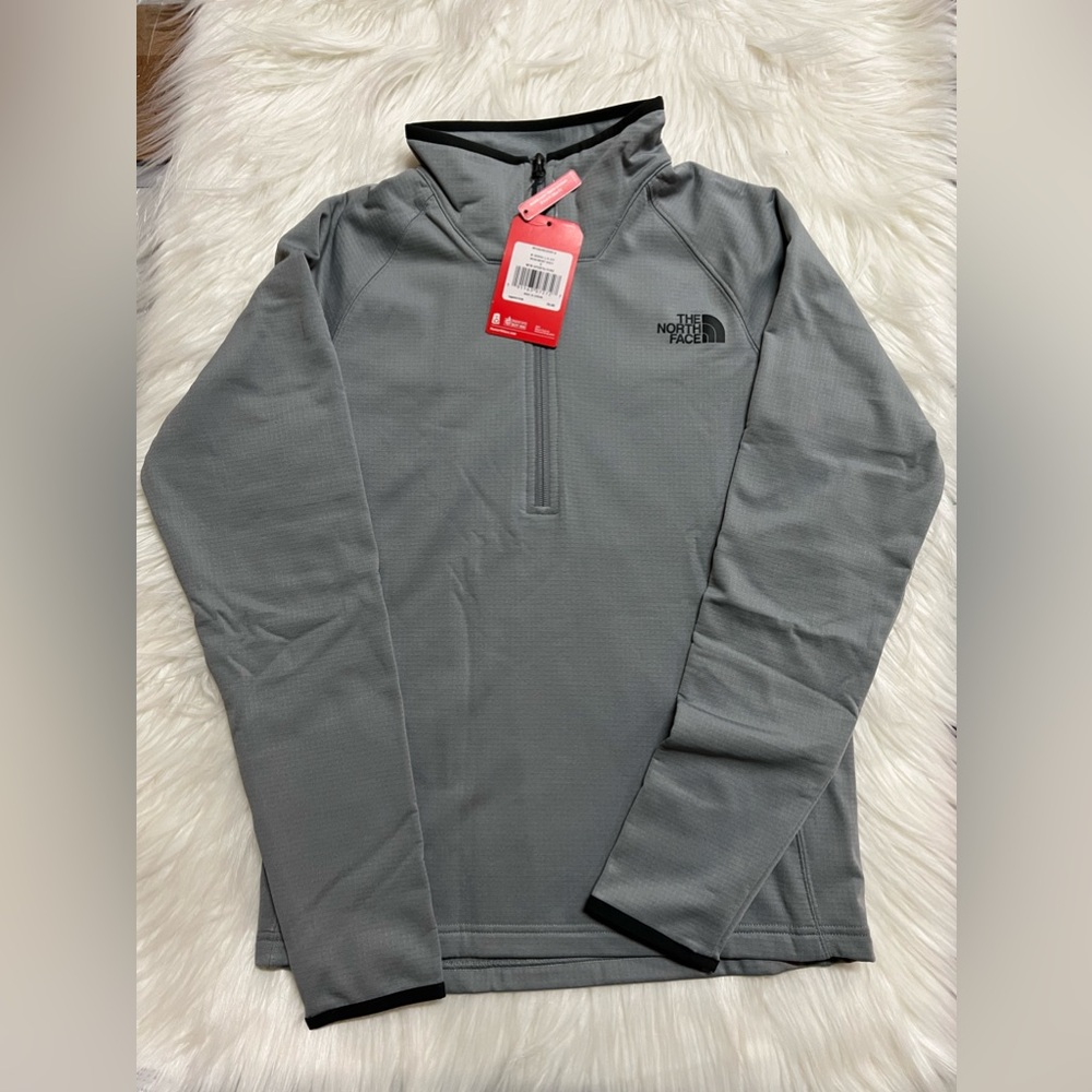 The North Face Mens Borod 1/4 zip - NEW